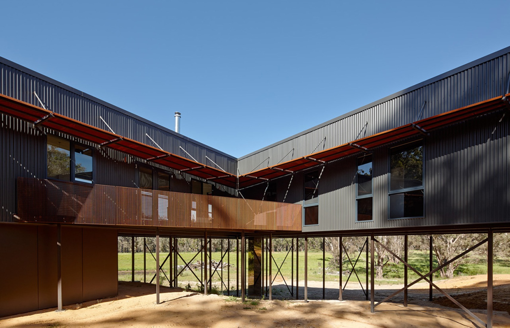 Casa de vacaciones en Nannup por Iredale Pedersen Hook arquitectos. Fotografía © Peter Pennetts.