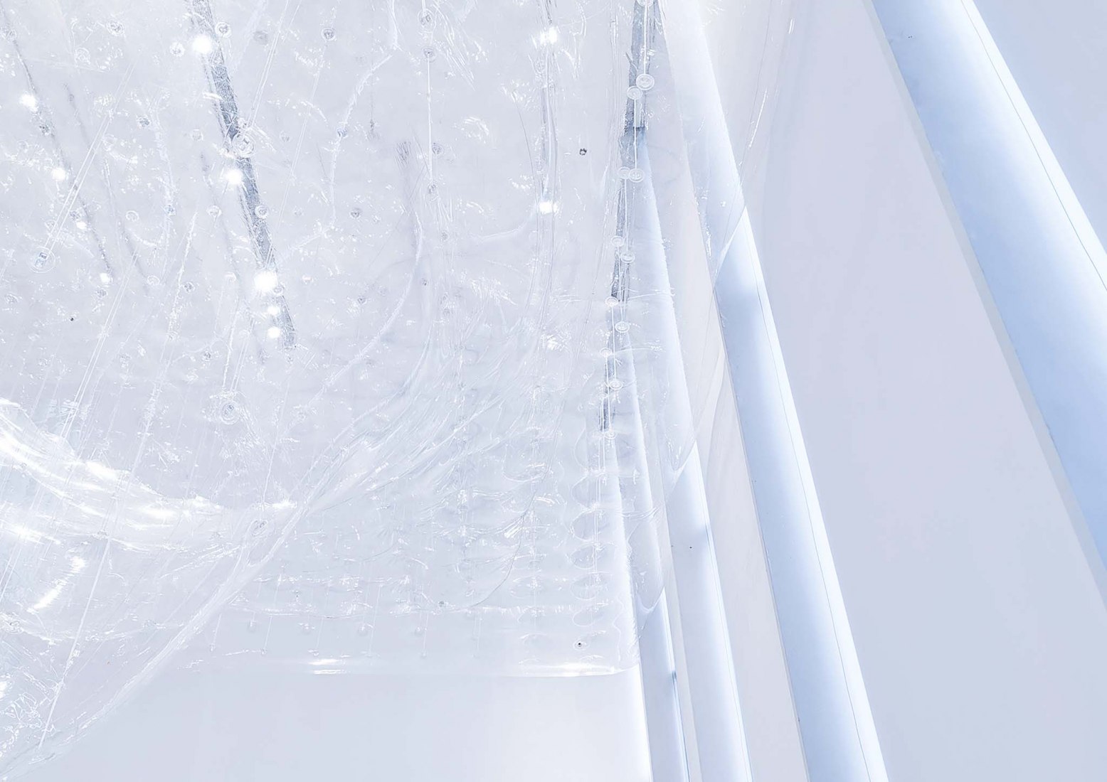 The Floor - Instalación para la exposición de “Vibrating Clouds” por Aether Architects. Fotografía cortesía de Aether Architects.