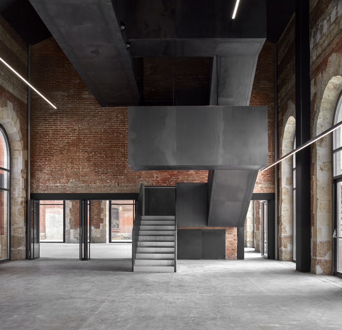 Rehabilitación de la antigua estación de ferrocarril de Burgos por Contell-Martínez Arquitectos. Fotografía © Mariela Apollonio