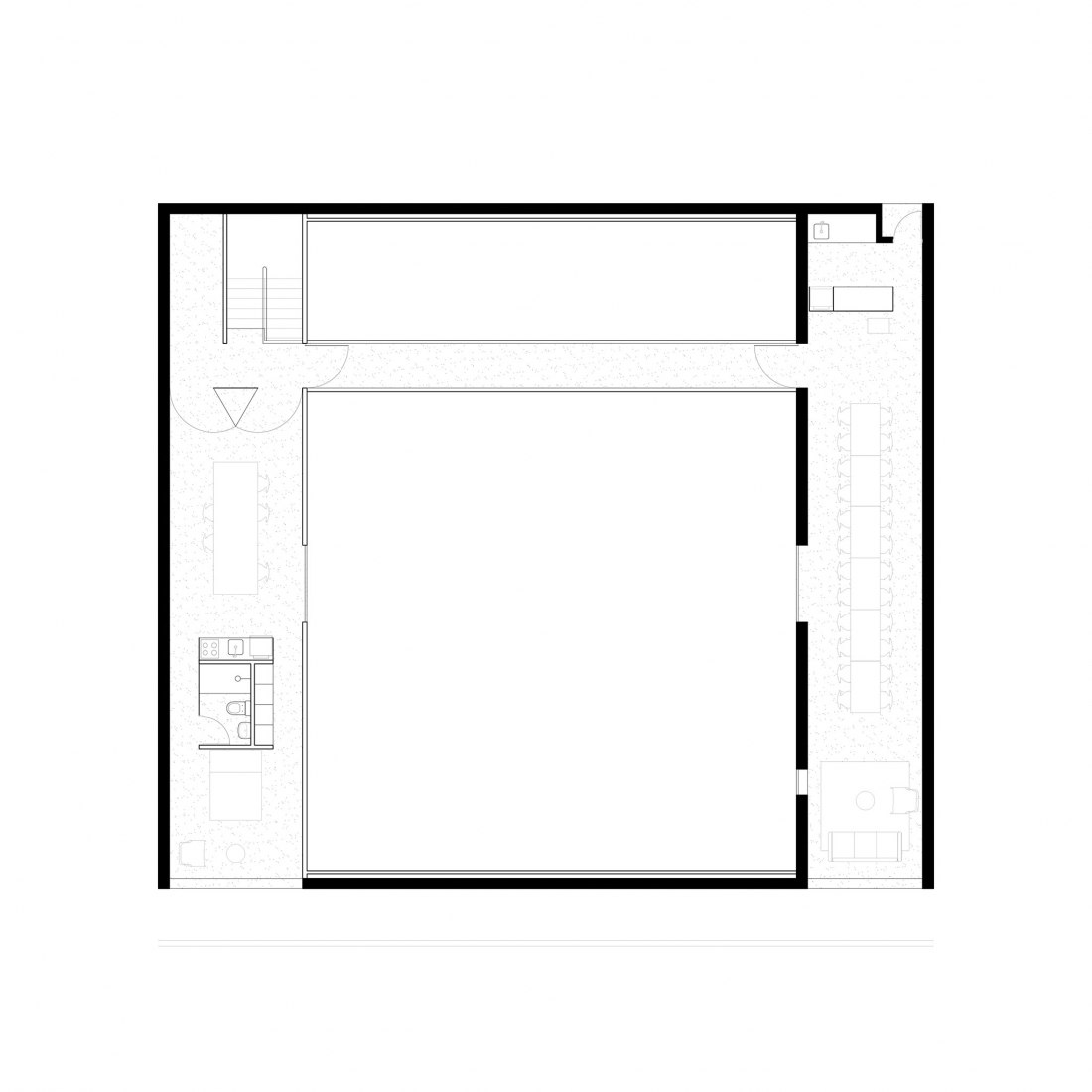 Renovation first floor plan. El Gran Vidrio gallery renovation by Ben-Avid + MMBB Arquitetos.