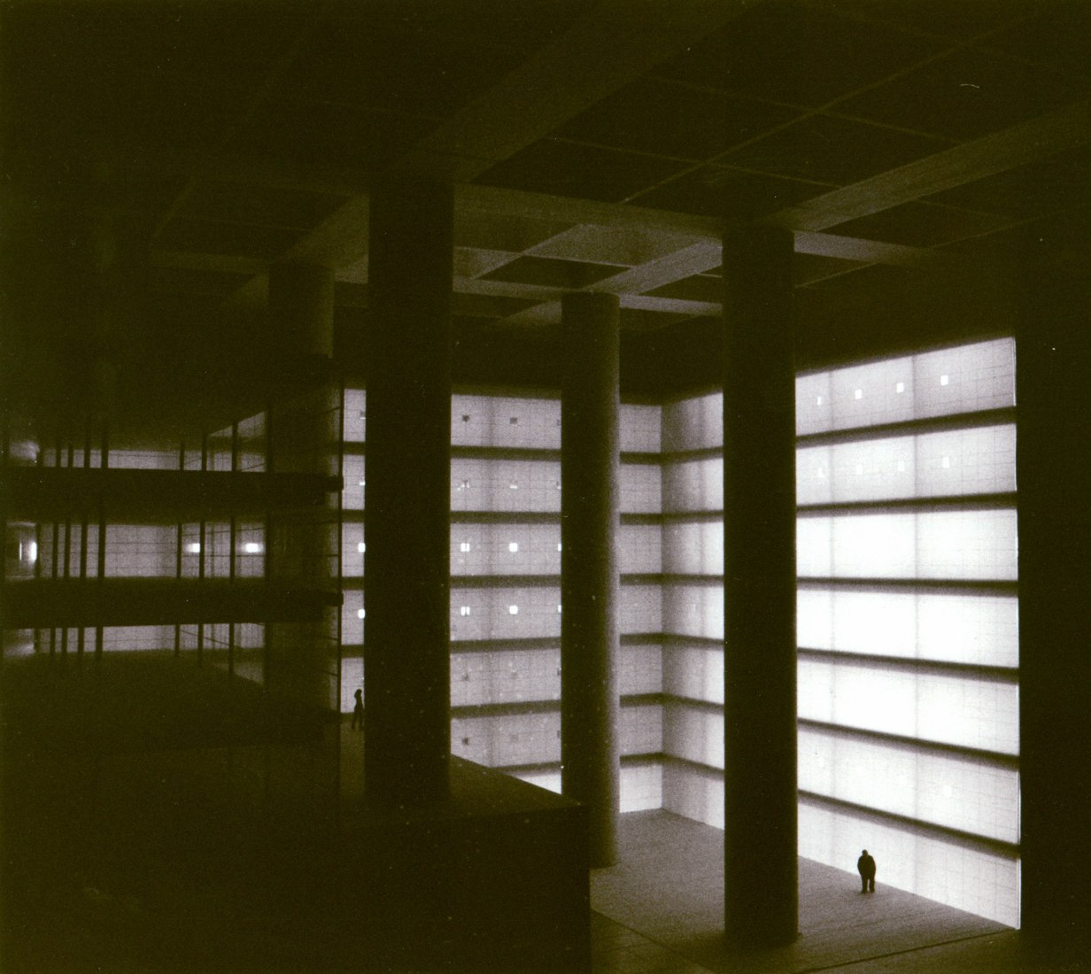 Model. General Headquarters of Caja General de Ahorros Granada by Alberto Campo Baeza