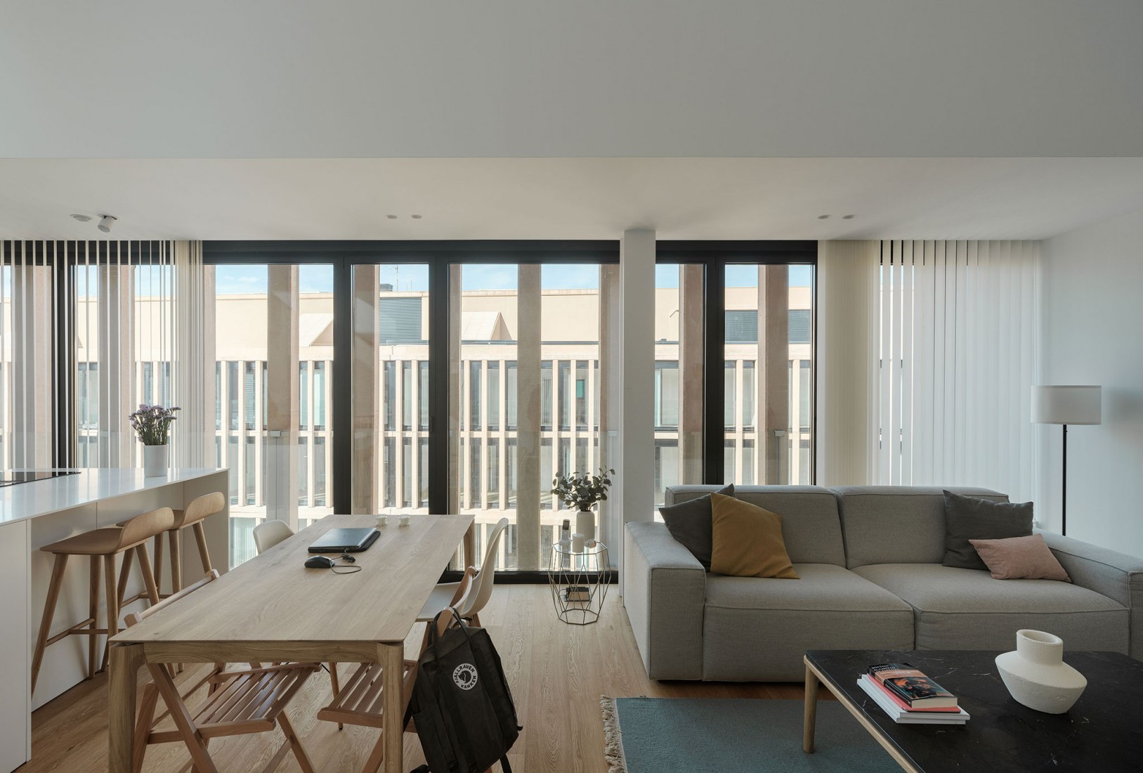 Cornes Espacio Residencial por Carbajo Barrios. Fotografía por Luis Díaz Díaz.