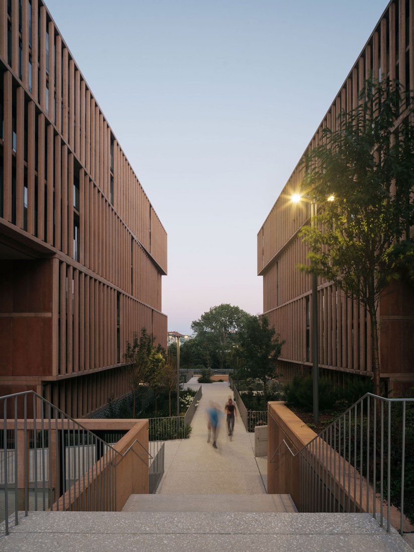 Cornes Espacio Residencial por Carbajo Barrios. Fotografía por Luis Díaz Díaz.