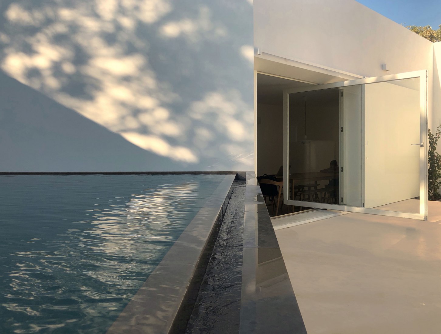 CASA AGOSTOS II a.k.a. Casa Luum por Pedro Domingos Arquitectos. Fotografía por Pedro Domingos Arquitectos
