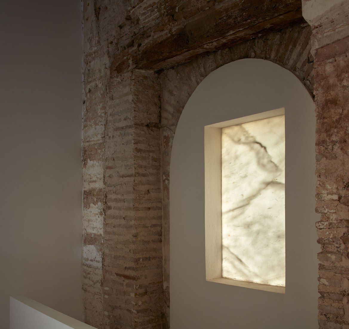 Integral renovation of the House Batlle by Arturo Sanz. Photograph by Bleda and Rosa in collaboration with Mariela Apollonio.