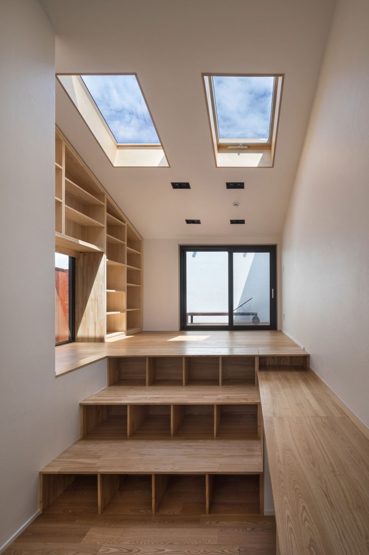 Vista interior. Casa Manhwarican por Rieuldorang Atelier. Fotografía por Yoon Joonhwan Vista interior. Casa Manhwarican por Rieuldorang Atelier. Fotografía por Yoon Joonhwan