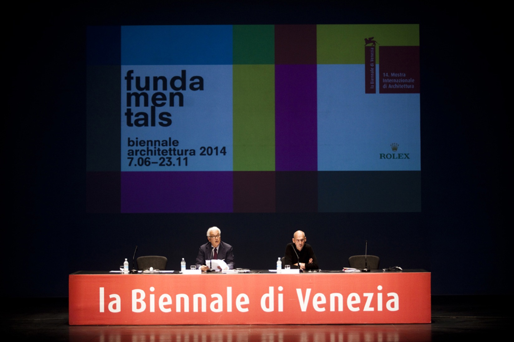 Paolo Baratta y Rem Koolhaas. Fotografía © Italo Rondinella. Cortesía de la Biennale di Venezia.