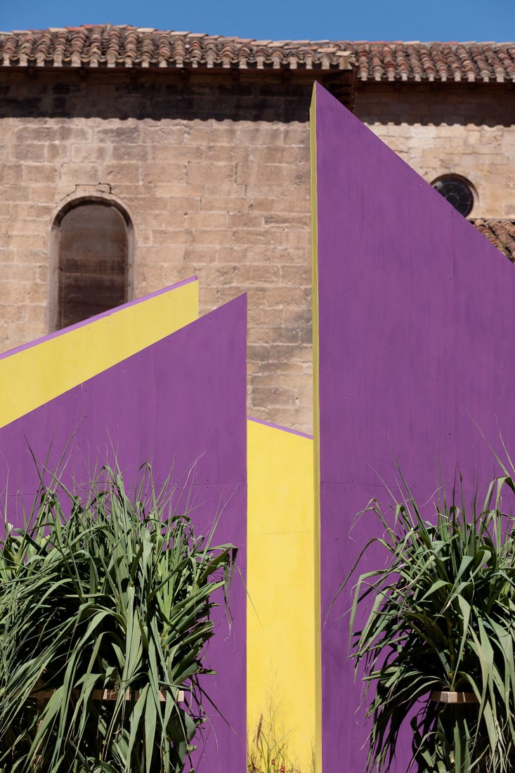 Patio of Reflections by STOREY STUDIO. Image courtesy of Concentrico 06