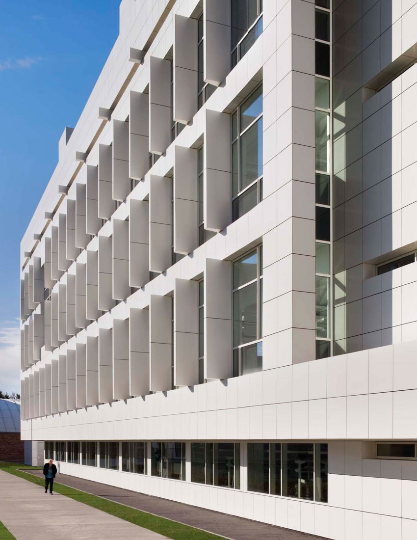 Detalle. Cornell University Weill hall. Imagen de Scott Frances. Cortesía de Richard Meier Architects