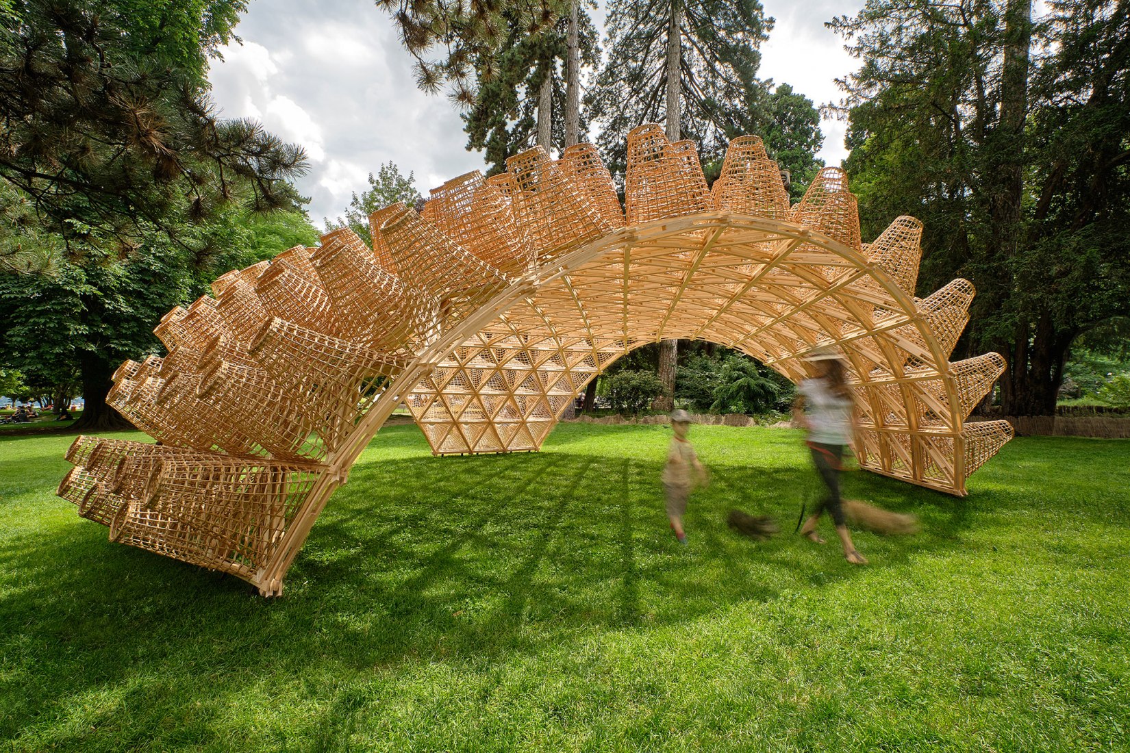 Pabellón Wicker por DJA. Fotografía por Eriks Bozis