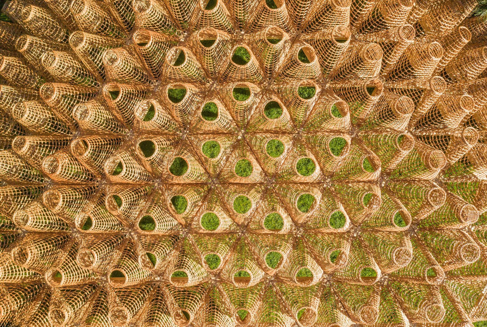 Pabellón Wicker por DJA. Fotografía por Eriks Bozis
