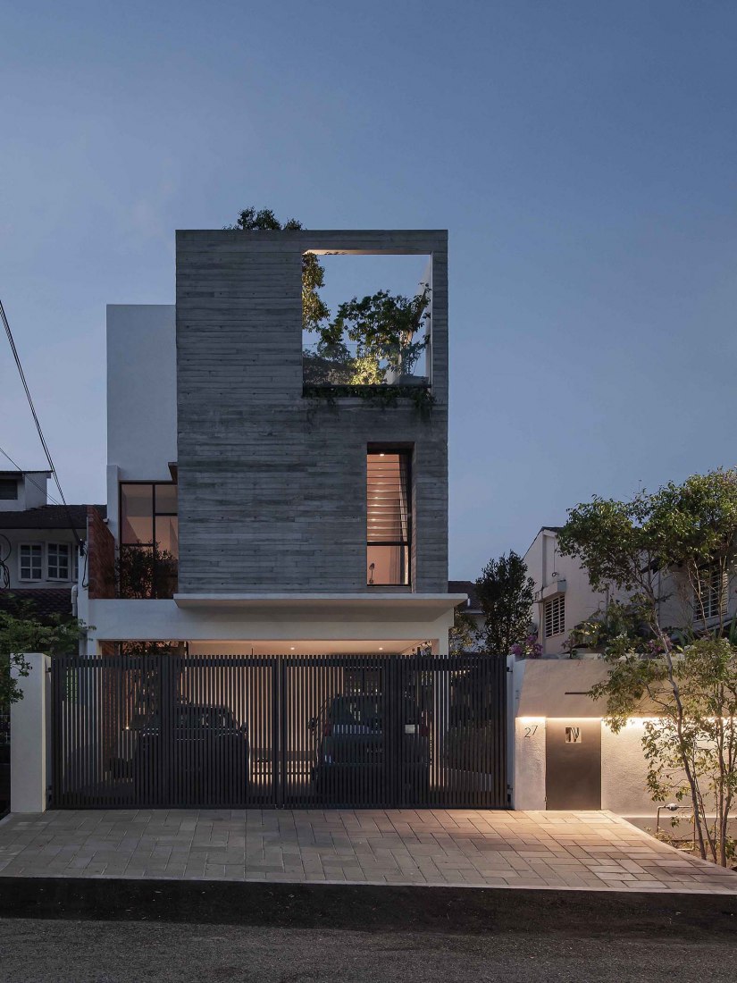 End-lot House by Eleena Jamil Architect. Photograph by David Yeow Photography
