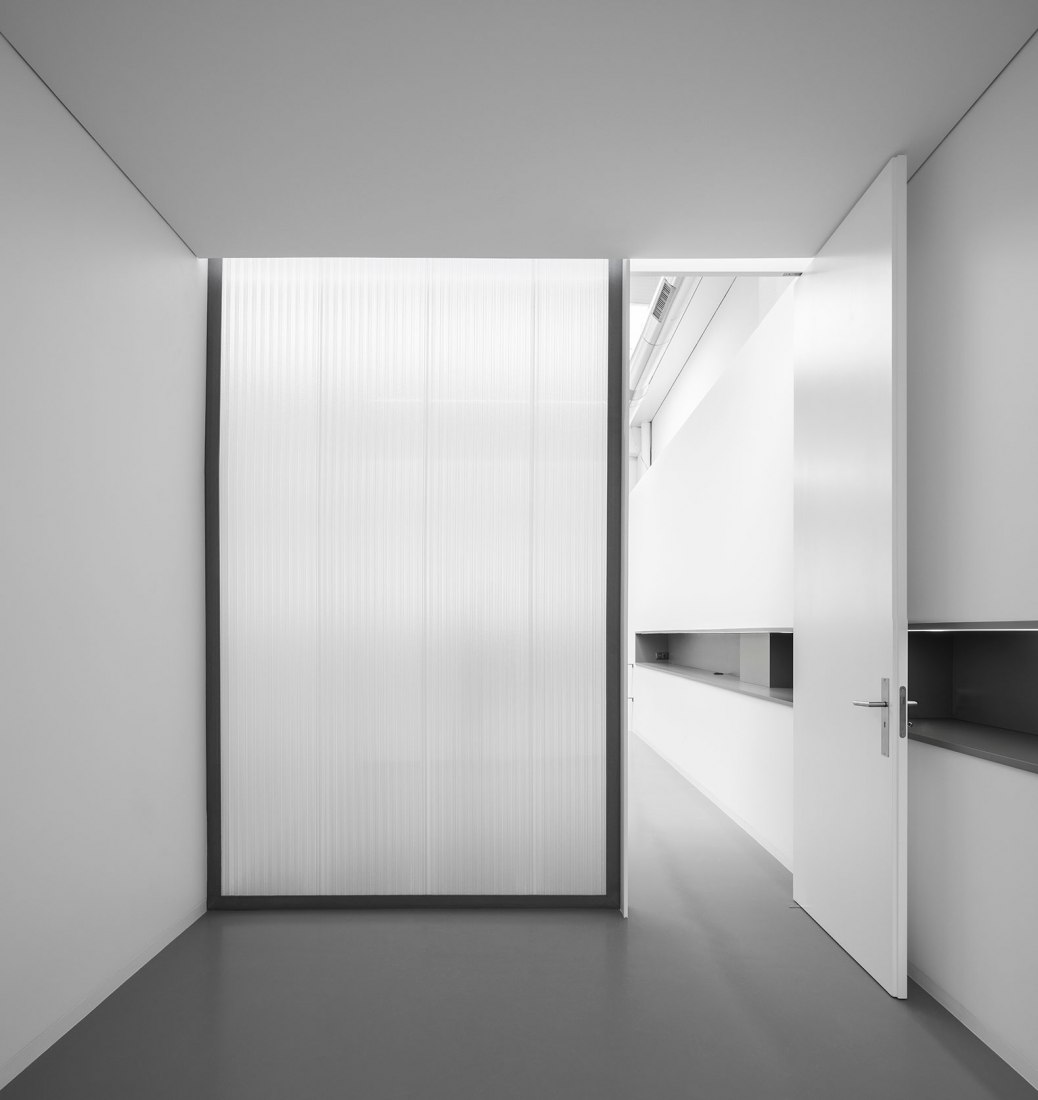 Escritórios MA por éOp – arquitectura e design. Fotografía por Ivo Tavares Studio.
