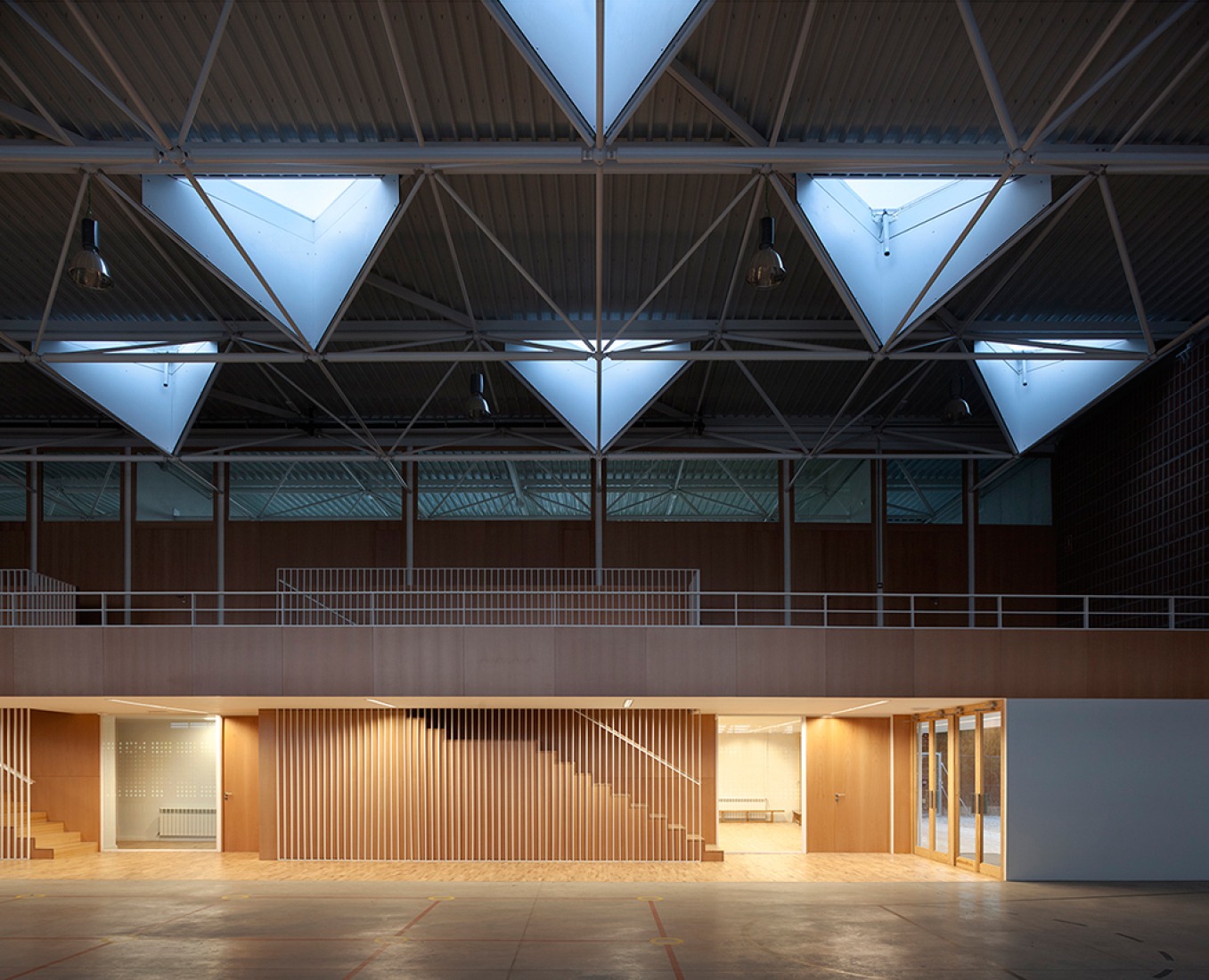 Escola Gavina by Arturo Sanz & Carmel Gradolí. Photograph © Mariela Apollonio.