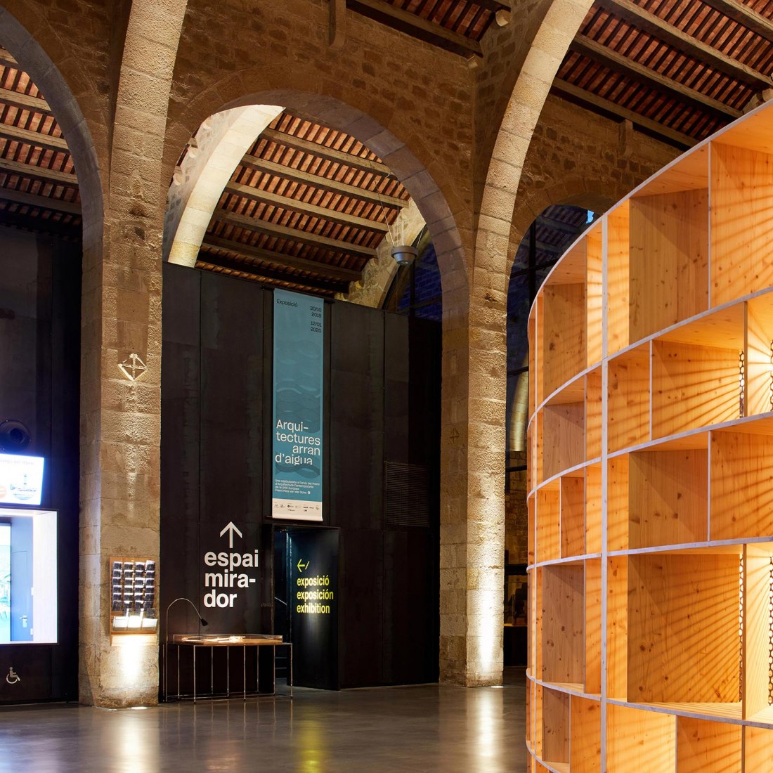 Architectures on the Waterfront, exhibition. Photograph by Pepo Segura, courtesy of Fundació Mies van der Rohe
