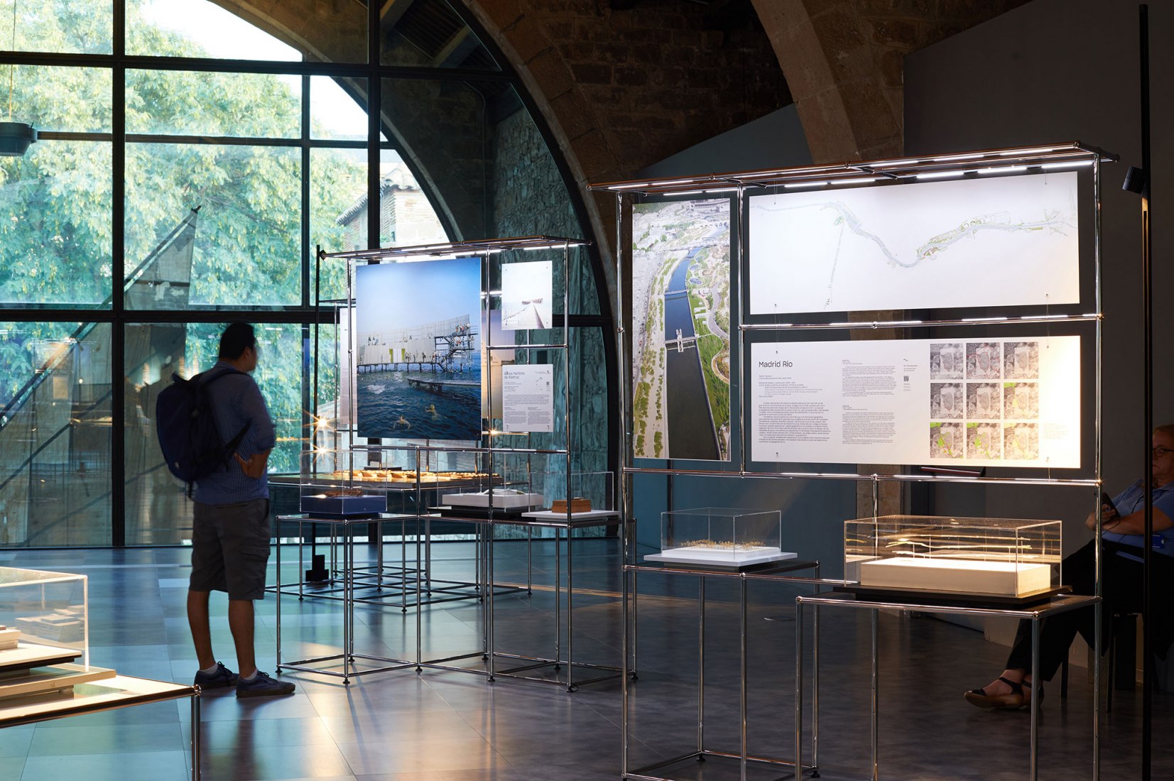 Architectures on the Waterfront, exhibition. Photograph by Pepo Segura, courtesy of Fundació Mies van der Rohe