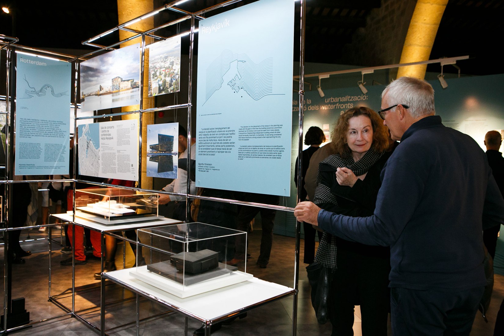Architectures on the Waterfront, exhibition. Photograph by Anna Sala, courtesy of Fundació Mies van der Rohe