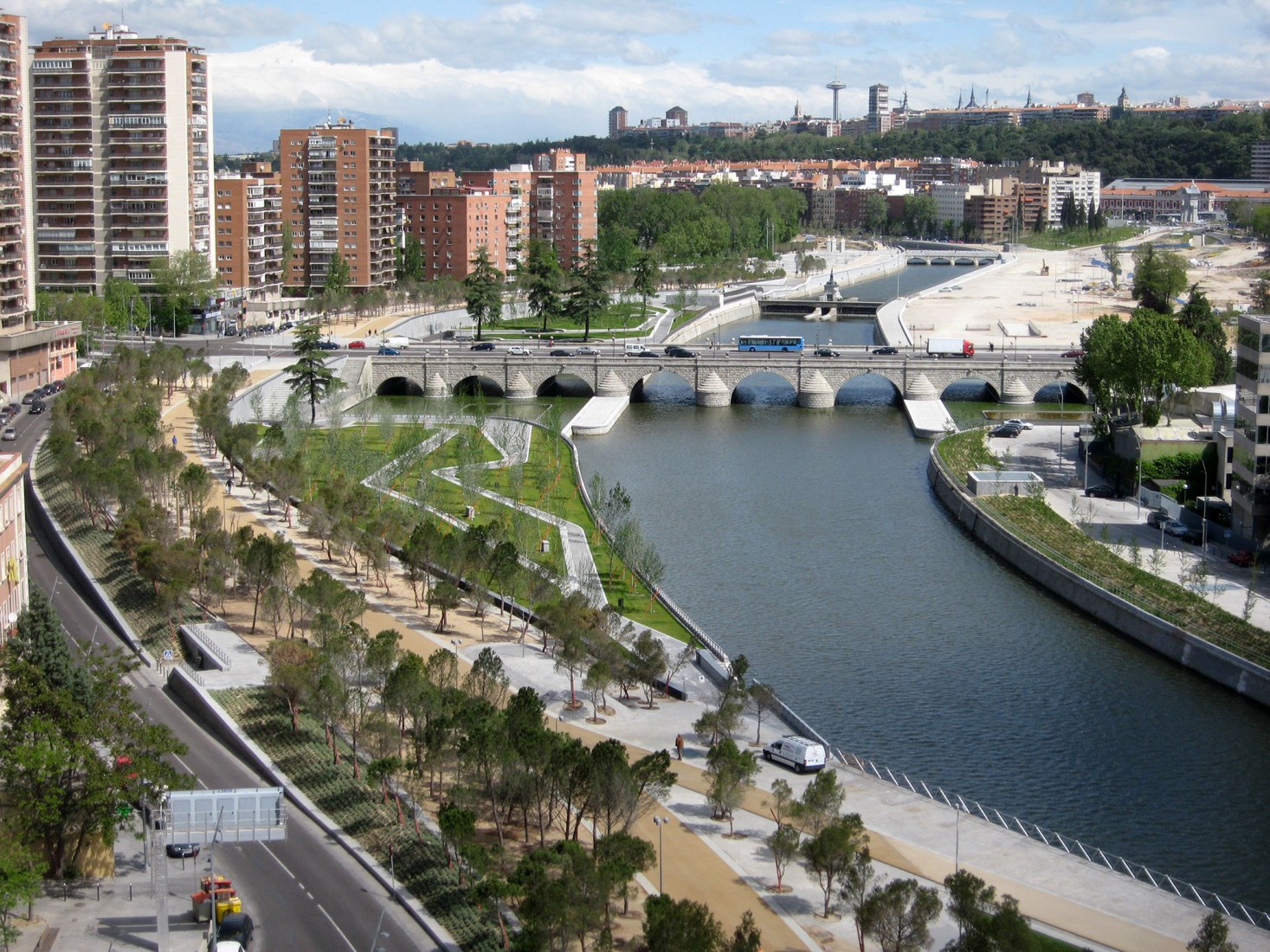Madrid Río by AAVV. Photograph courtesy of Municipality of Madrid