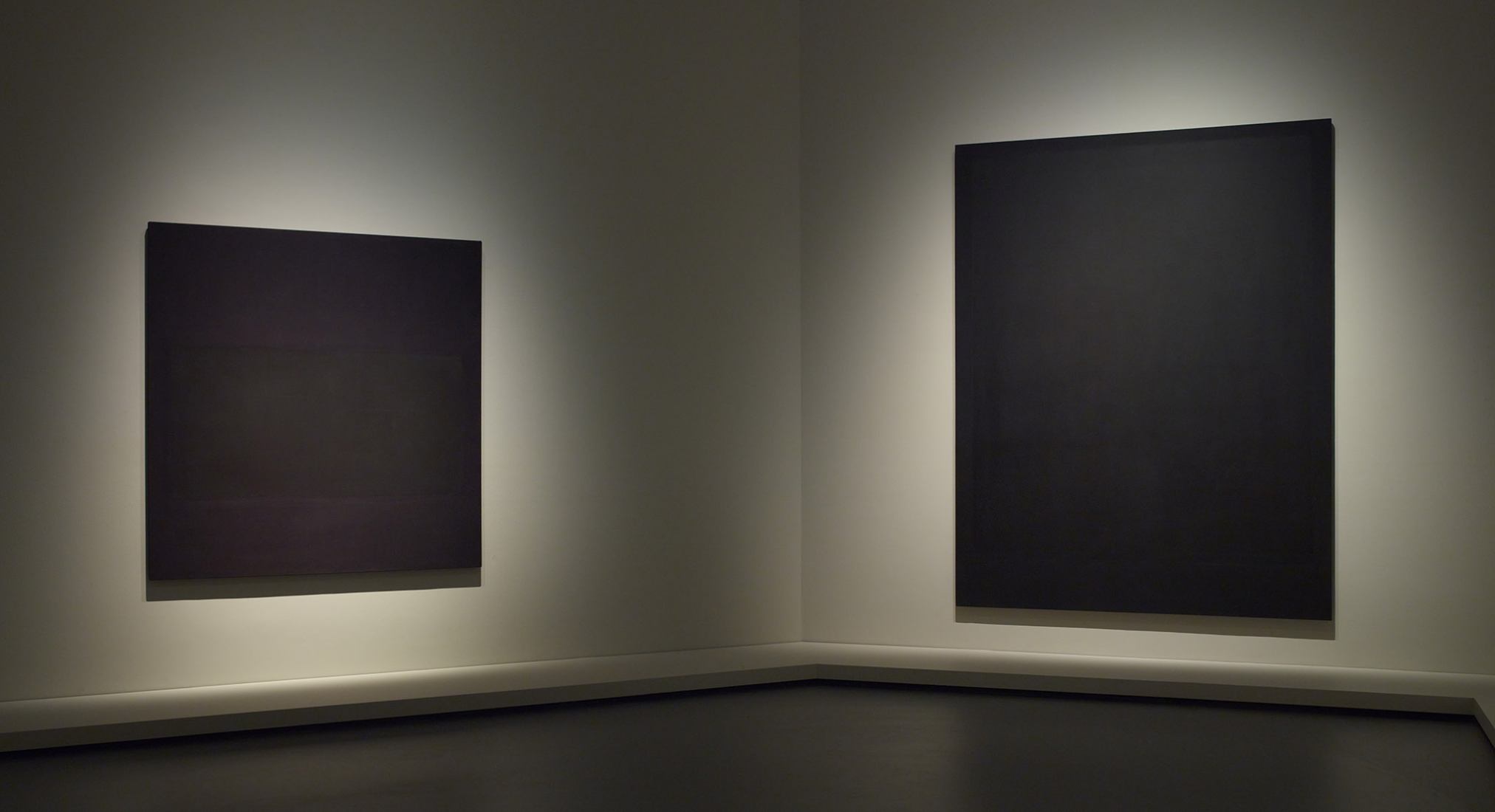 Left to right/ Mark Rothko Untitled, 1964 No. 8, 1964 No. 8, 1964. The first retrospective in France dedicated to Mark Rothko, at the Louis Vuitton Foundation. Courtesy of Louis Vuitton Foundation.