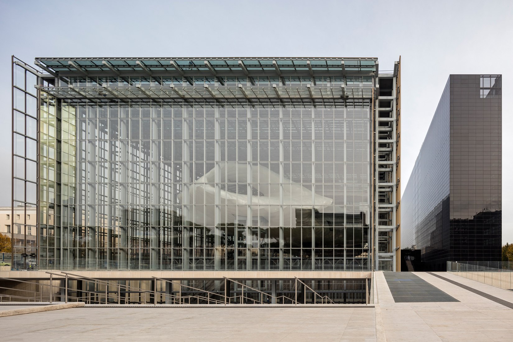 New Rome /EUR Convention Centre and Hotel ‘the Cloud’ by Studio Fuksas. Photograph © Leonardo Finotti