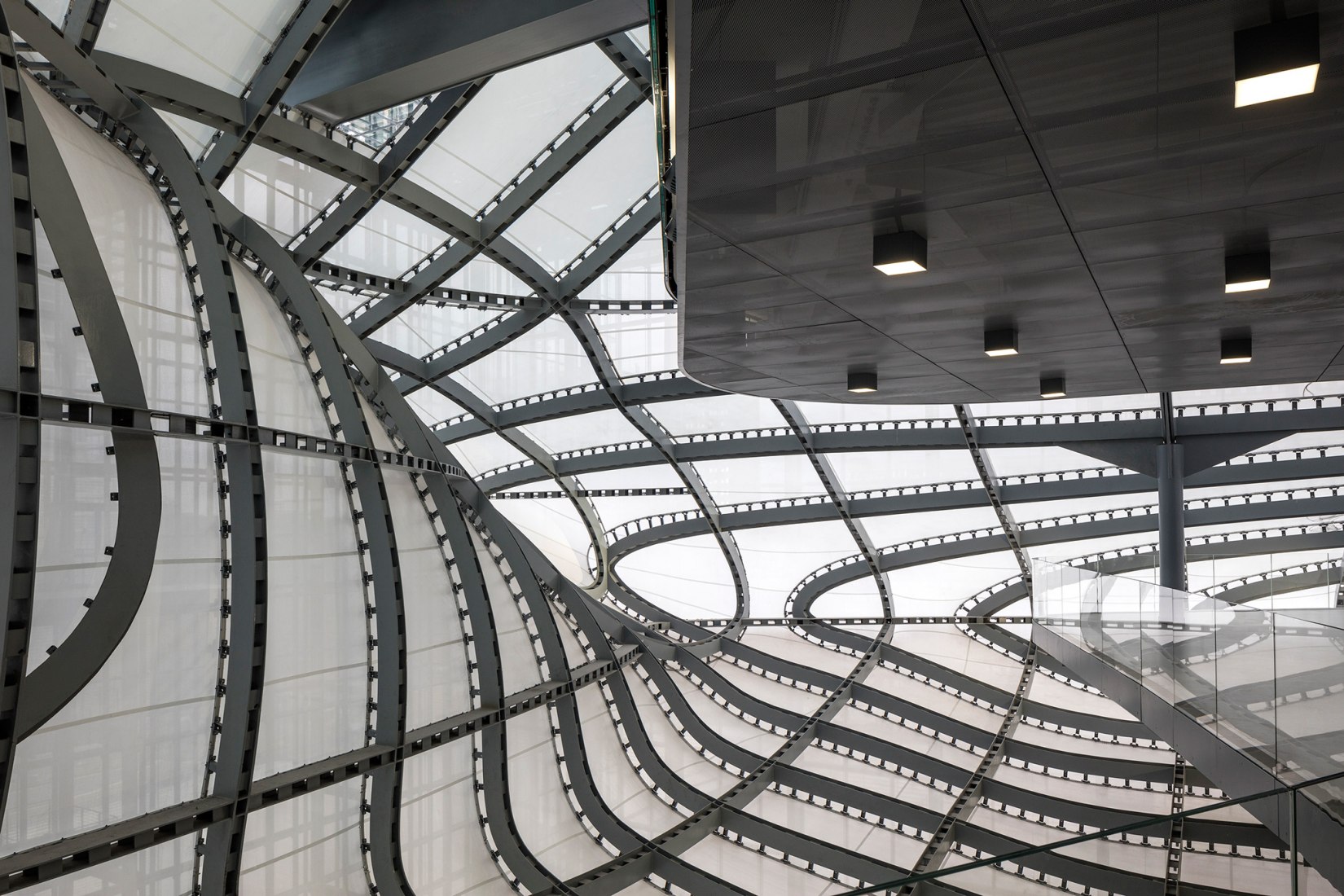 New Rome /EUR Convention Centre and Hotel ‘the Cloud’ by Studio Fuksas. Photograph © Leonardo Finotti