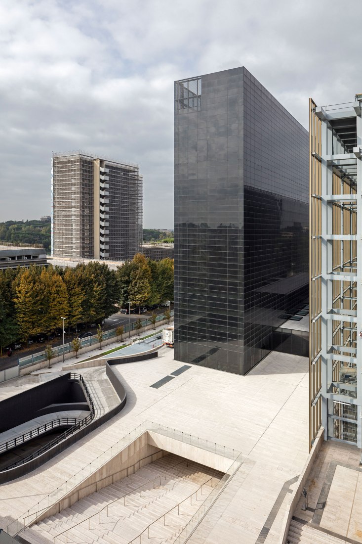 New Rome /EUR Convention Centre and Hotel ‘the Cloud’ by Studio Fuksas. Photograph © Leonardo Finotti