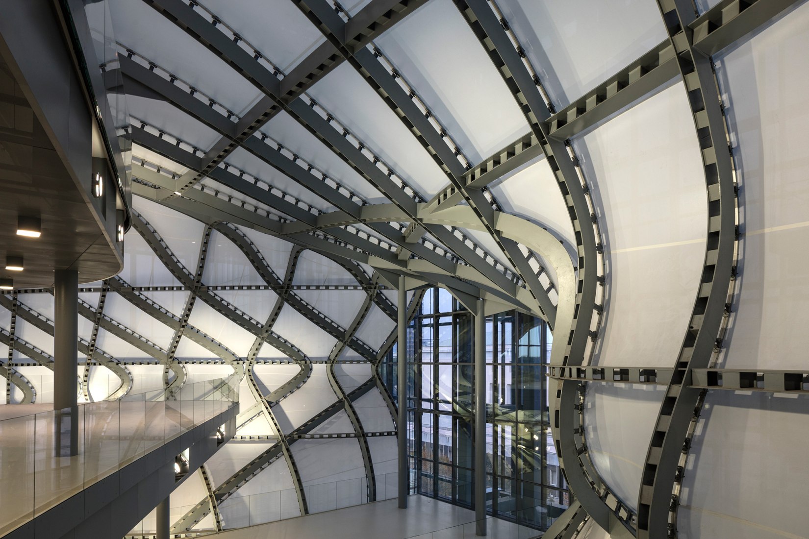 New Rome /EUR Convention Centre and Hotel ‘the Cloud’ by Studio Fuksas. Photograph © Leonardo Finotti
