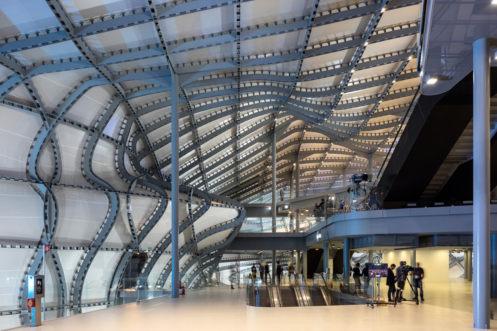New Rome /EUR Convention Centre and Hotel ‘the Cloud’ by Studio Fuksas. Photograph © Leonardo Finotti
