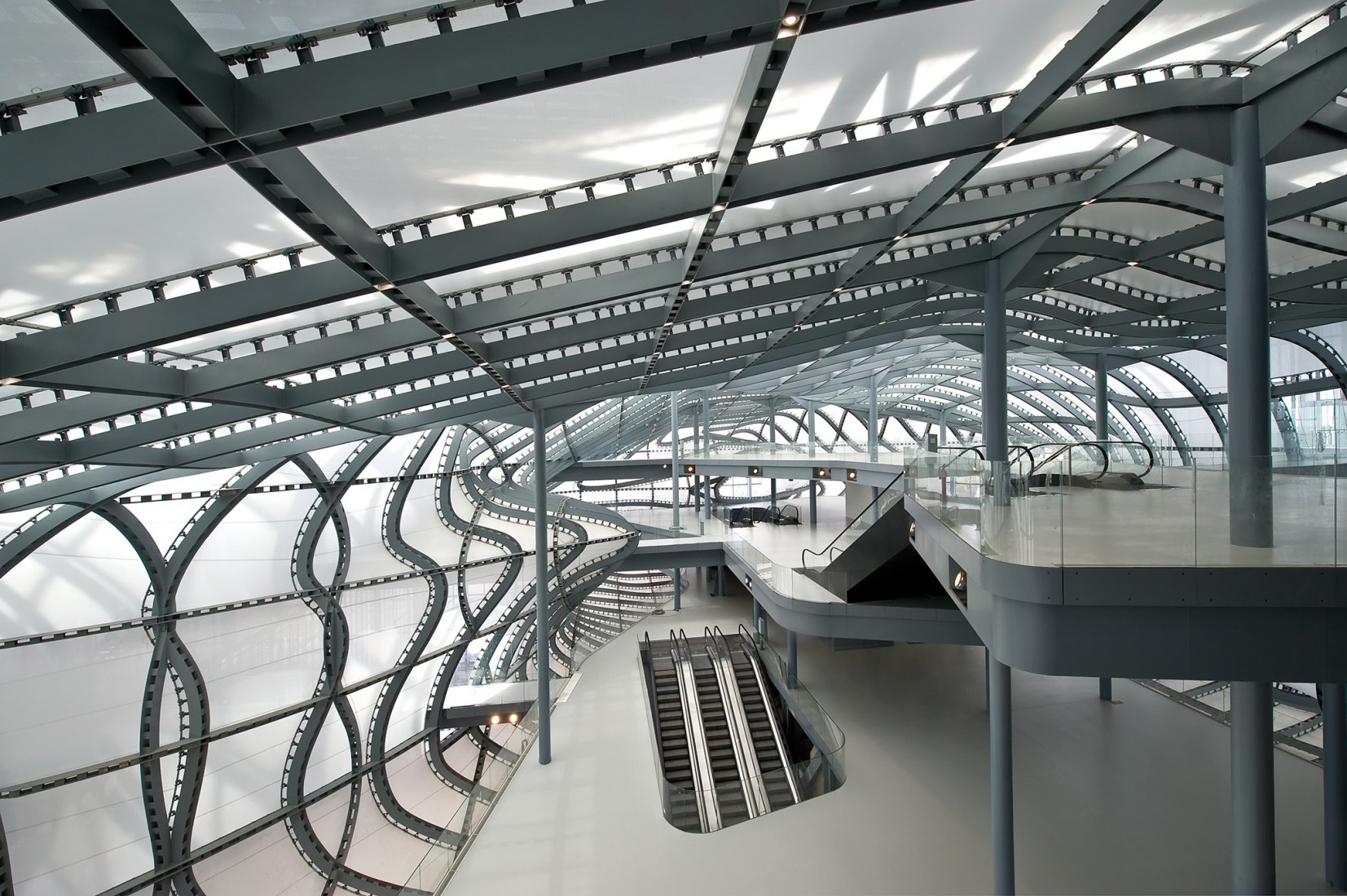 New Rome /EUR Convention Centre and Hotel ‘the Cloud’ by Studio Fuksas. Photograph © Moreno Maggi