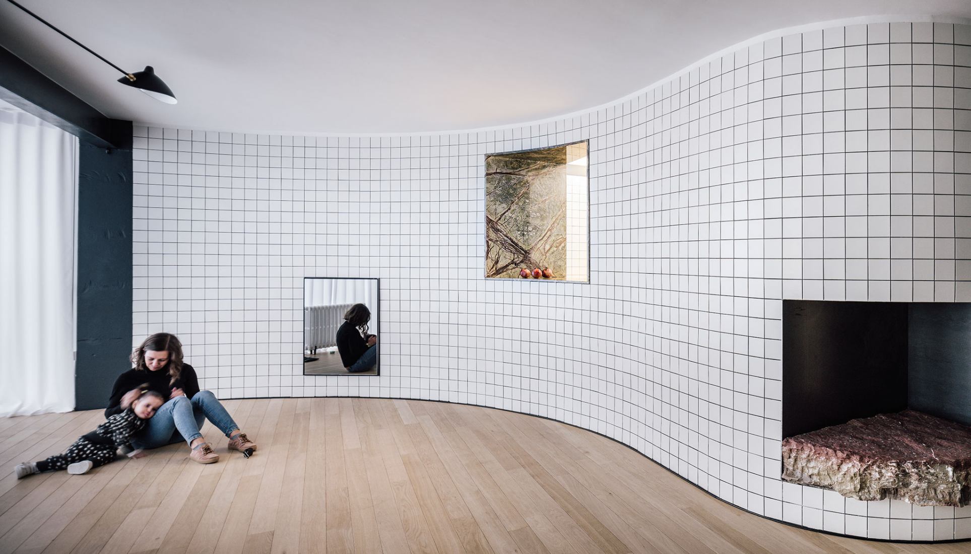 "Isabel la Catolica" House by Agustín Gor (GRX arquitectos). Photograph by ImagenSubliminal.