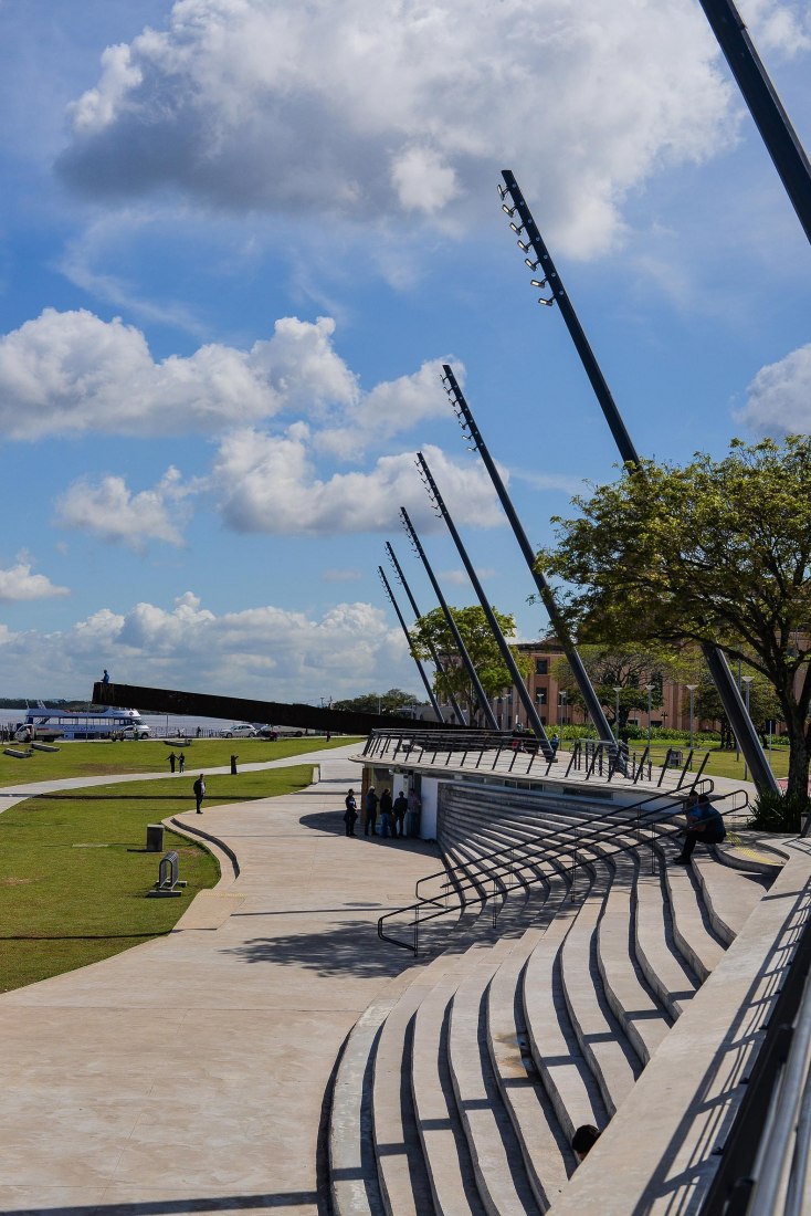 Guaíba Orla Urban Park by Jaime Lerner Arquitetos Associados. Photograph by Arthur Cordeiro