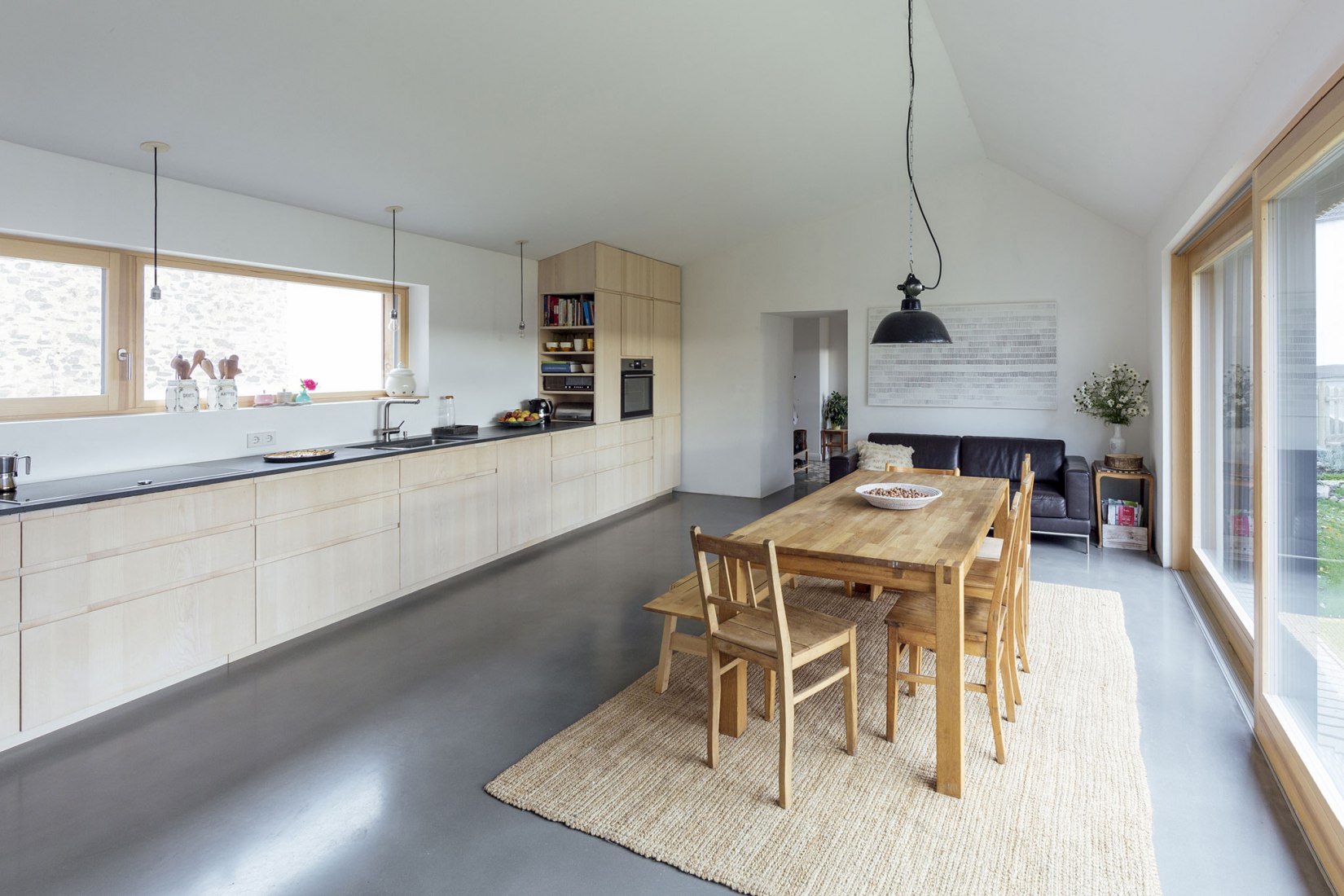 Haus WW by Heltwerk Architekten. Photograph by Fiona Körner