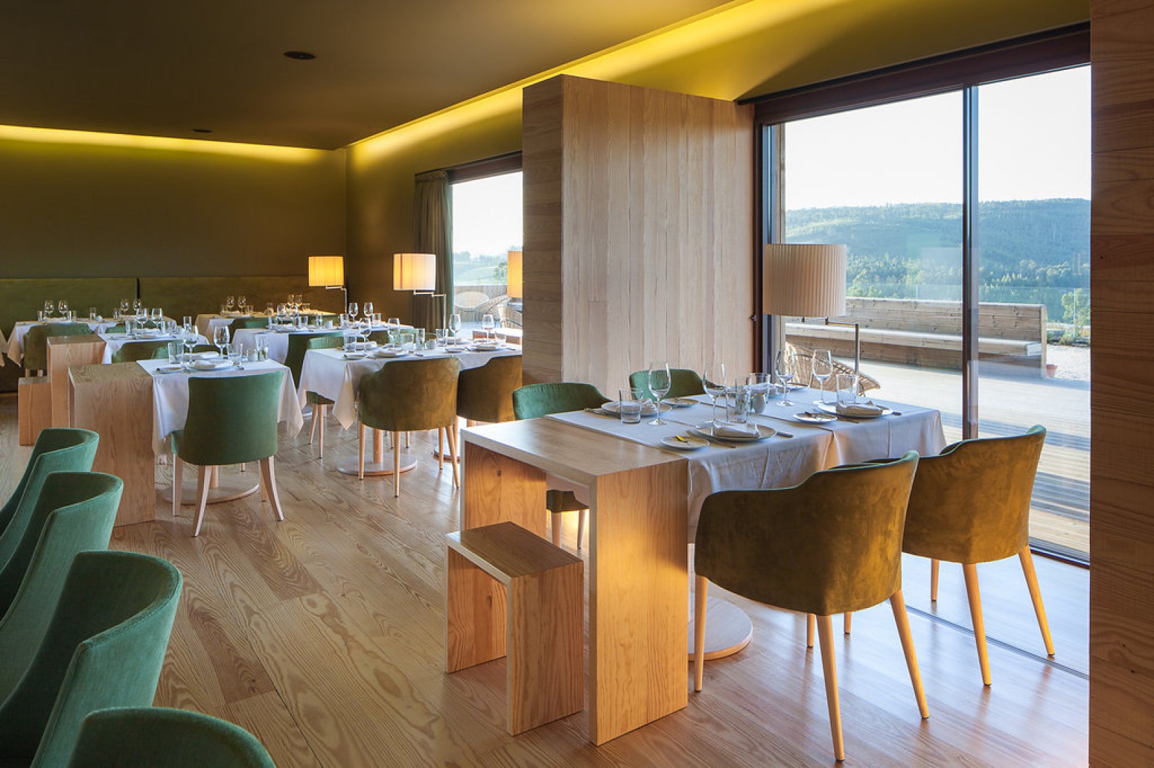 Interior view of the Monverde Hotel by FCC Arquitectura and Paulo Lobo. Photography © José Campos.