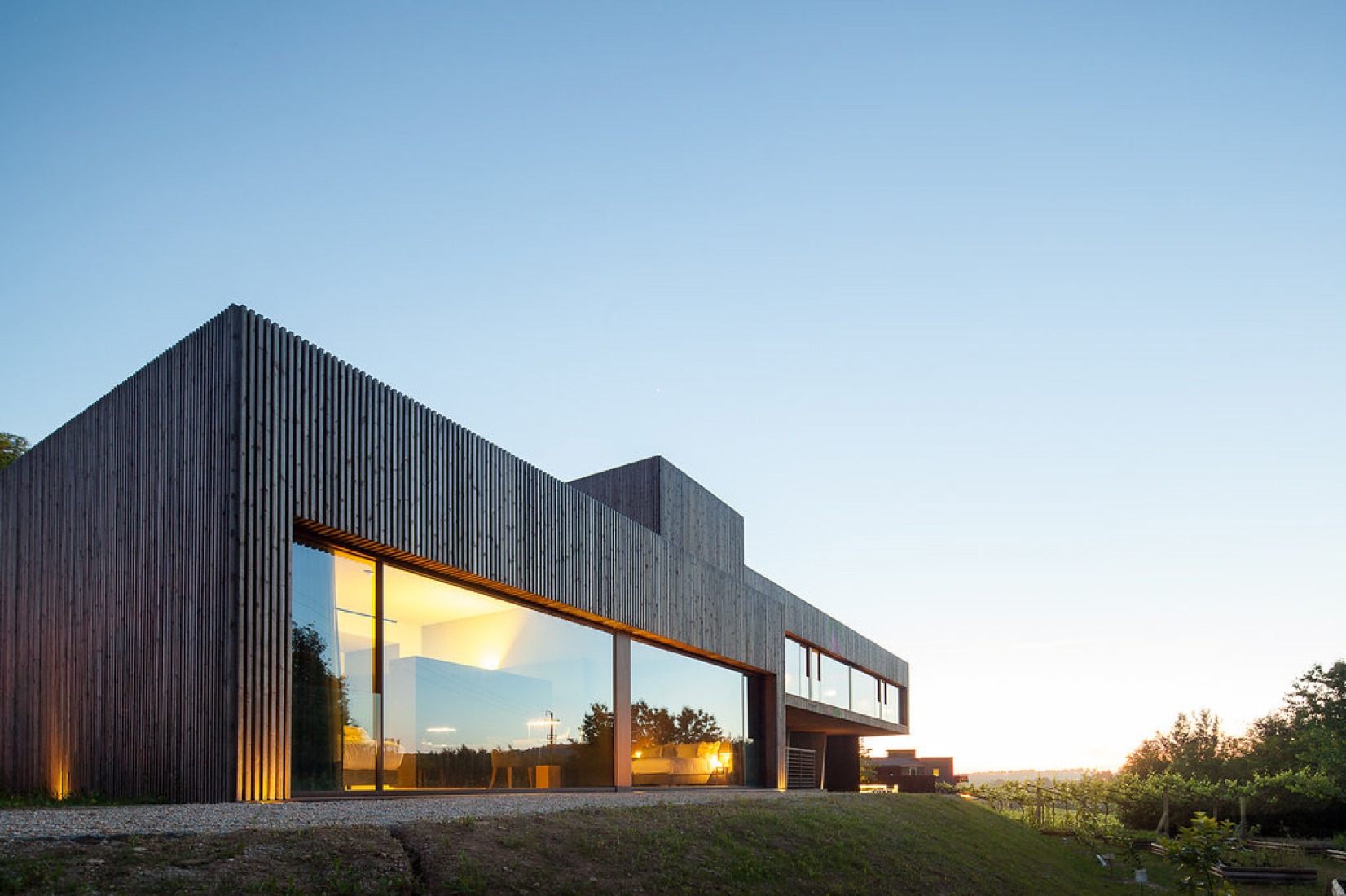 Exterior view of the Monverde Hotel by FCC Arquitectura and Paulo Lobo. Photography © José Campos.