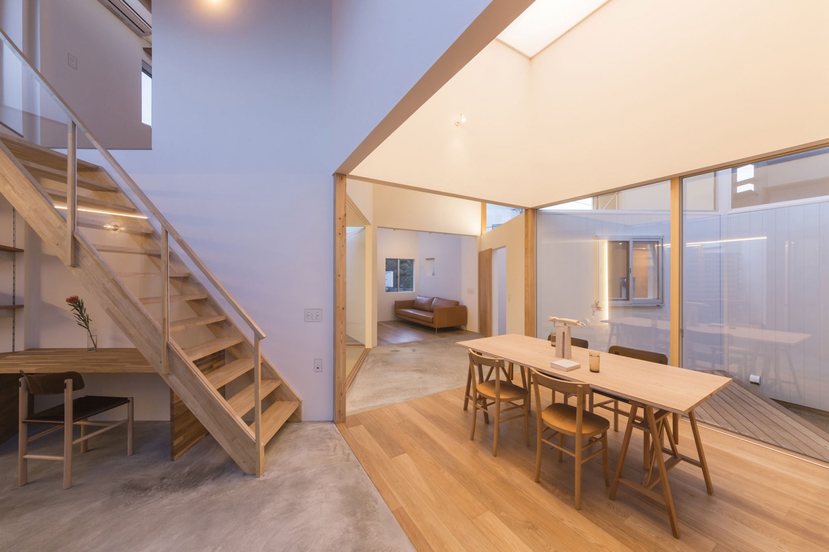 House in Hokusetsu by Tato Architects/Yo Shimada. Photograph by shinkenchiku sha.