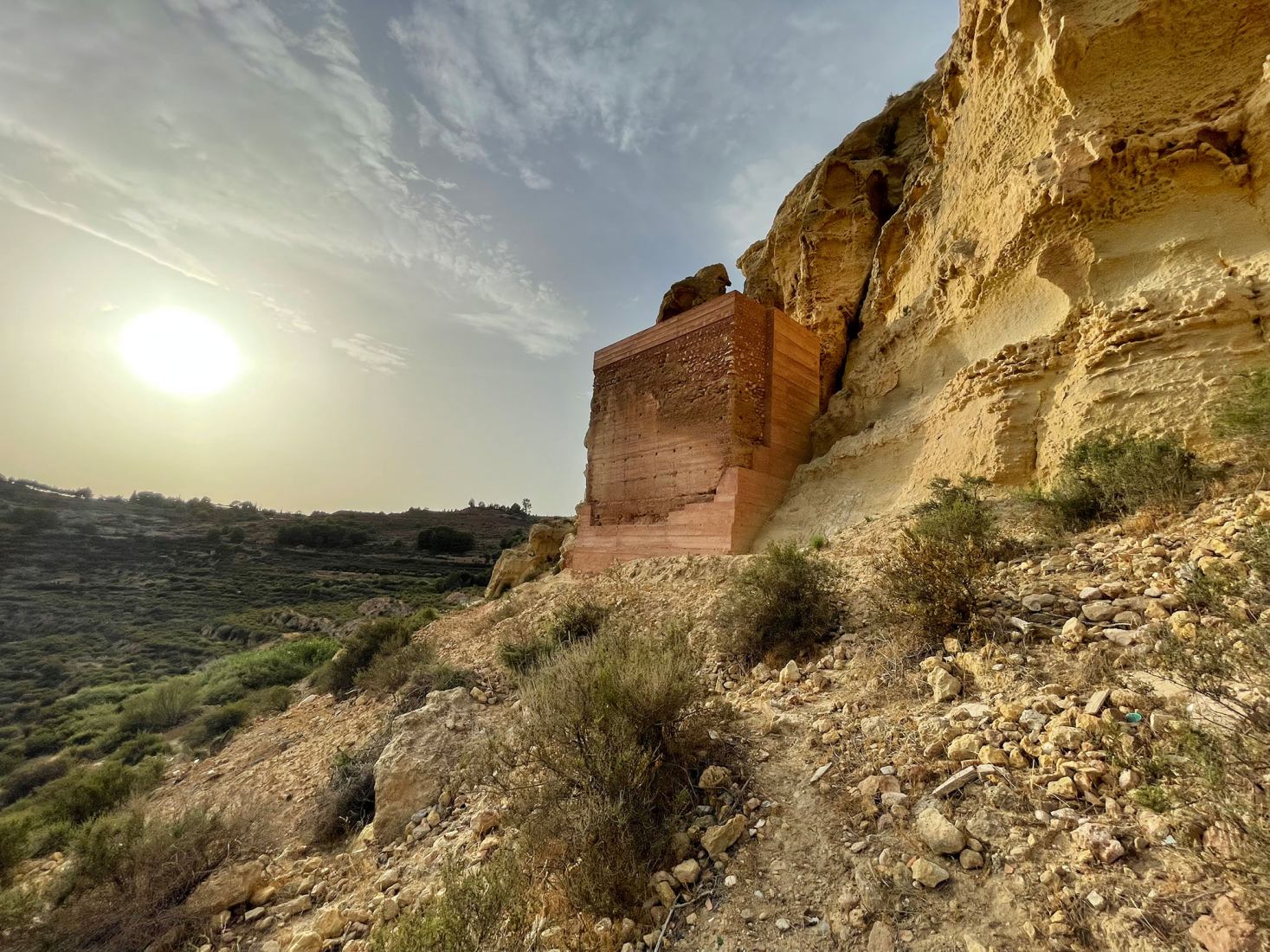 Consolidation and restoration of the water tower and caracol mine by HUMA. Photograph by Eva Garcia Millán.