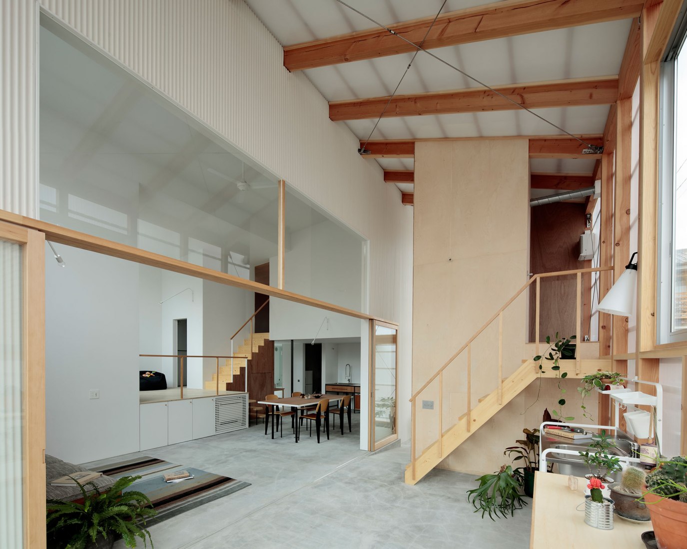 Inner Garden House by Takanori Ineyama Architects. Photograph by Koichi Torimura.