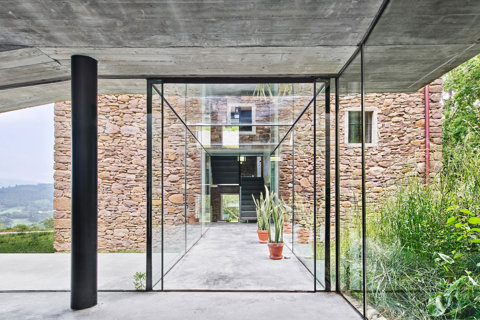 Landaburu Borda Rural House by Jordi Hidalgo Tané. Photograph by José Hevia