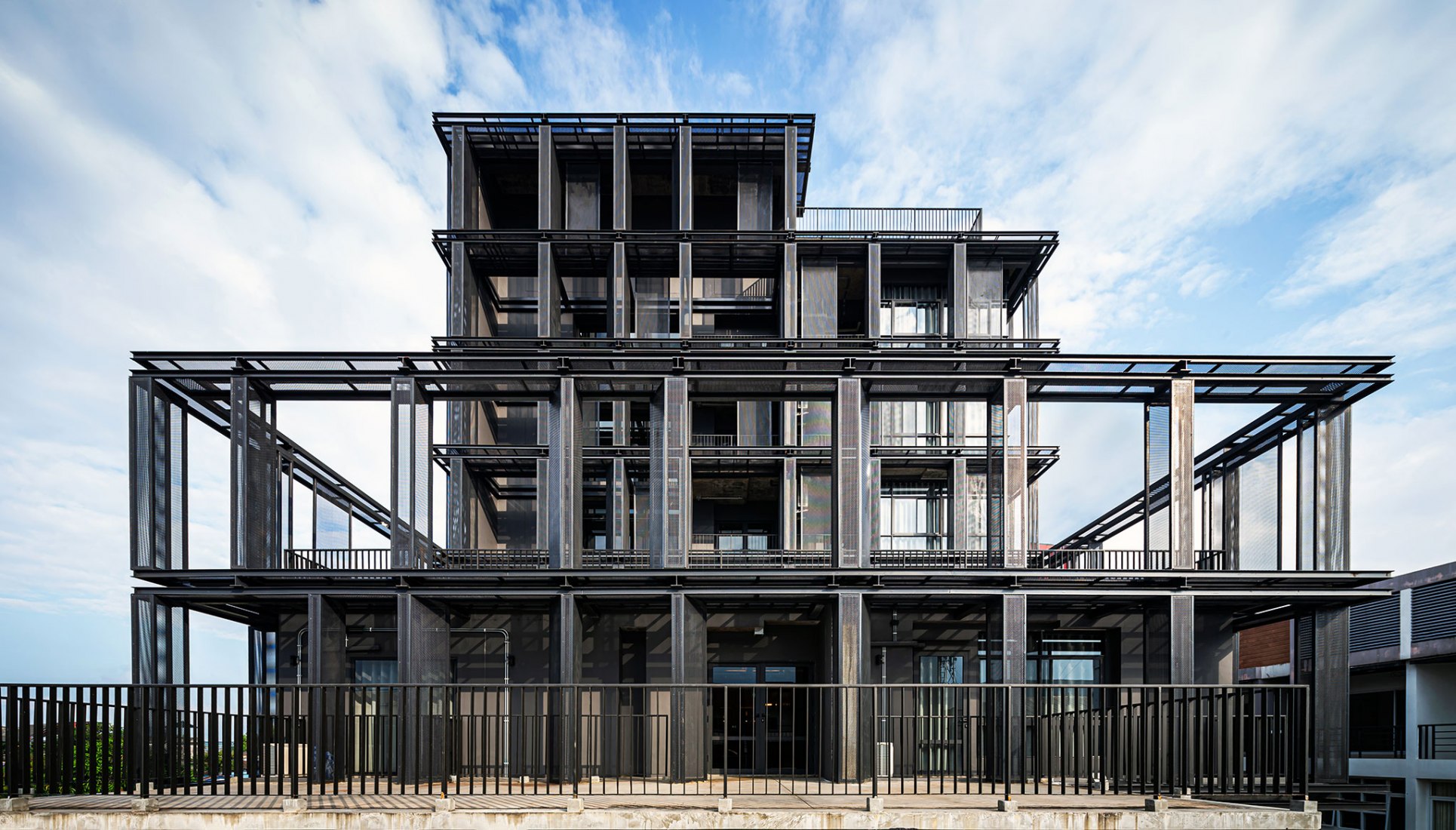 Hotel Navakitel Design por Junsekino Architect. Fotografía por Spaceshift Studio