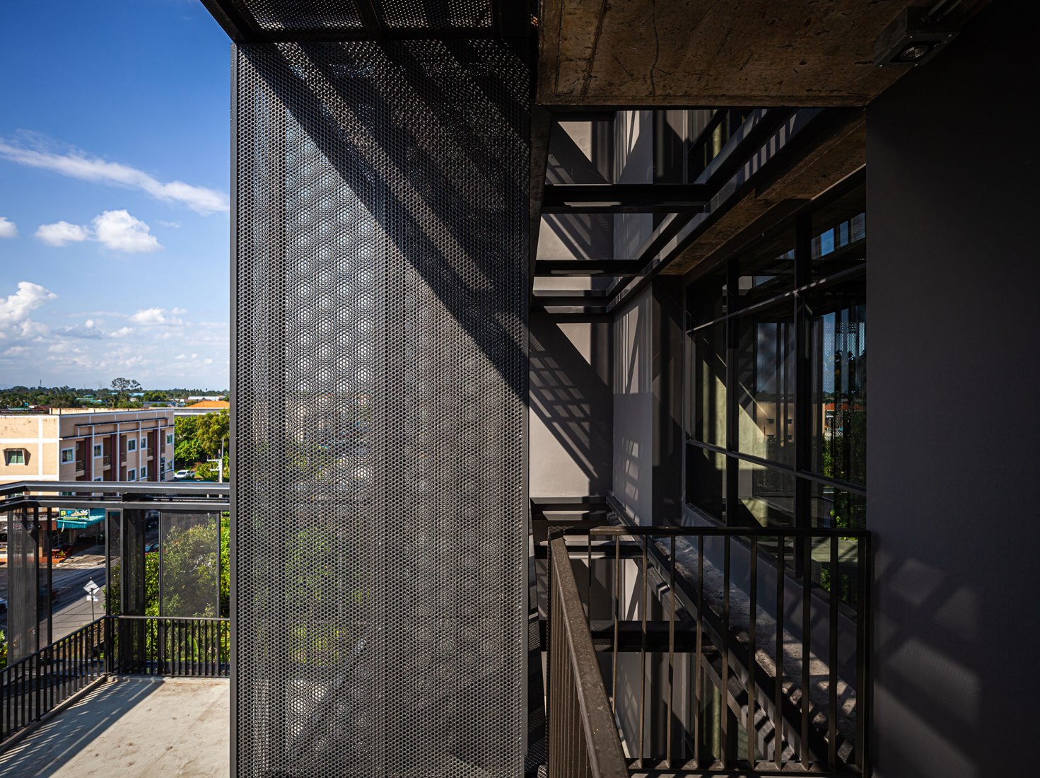 Hotel Navakitel Design por Junsekino Architect. Fotografía por Spaceshift Studio