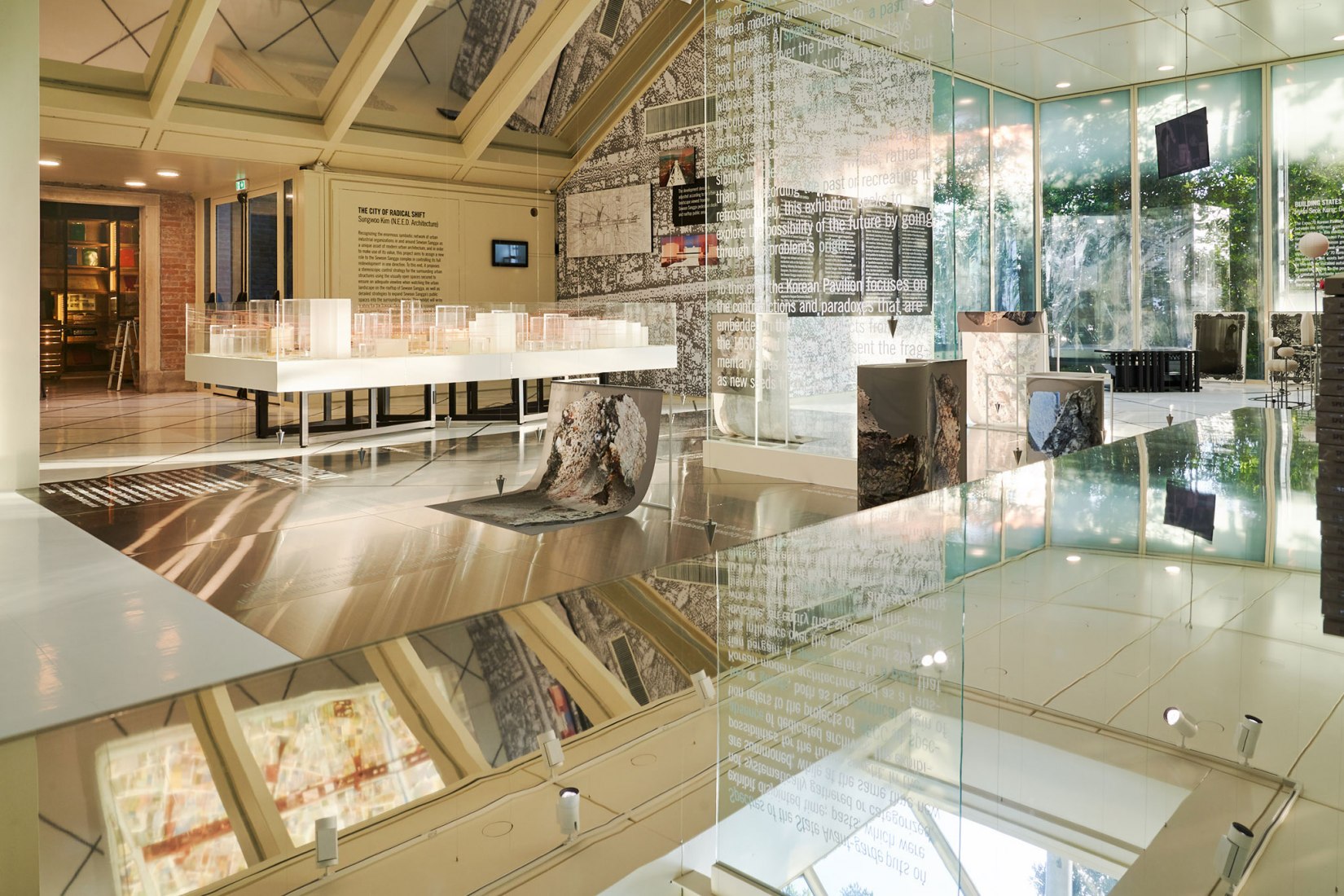 Spectres of the State Avant-garde. Korean pavilion for the Biennale Architettura di Venezia 2018. Photograph courtesy of Biennale di Venezia 2018