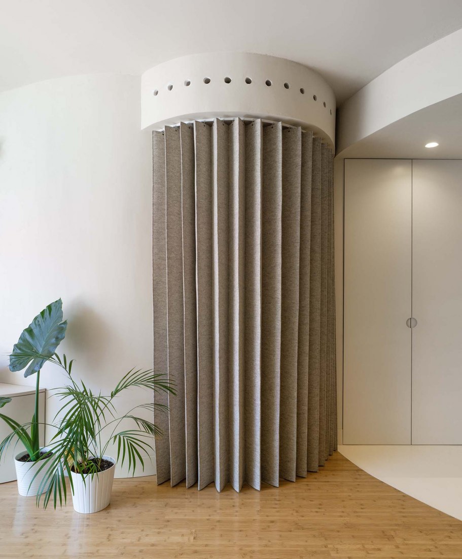 Casa Mo por Laura Ortín Arquitectura. Fotografía por David Frutos.