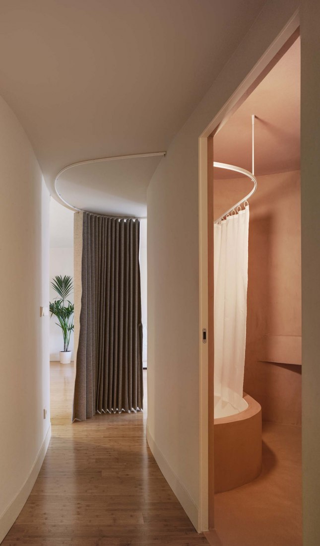 Casa Mo por Laura Ortín Arquitectura. Fotografía por David Frutos.