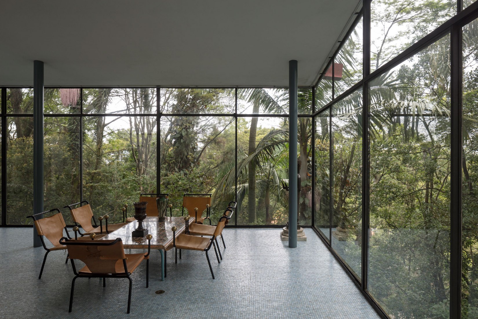 Casa de Vidro interiors by Lina Bo Bardi. Photograph by Leonardo Finotti.