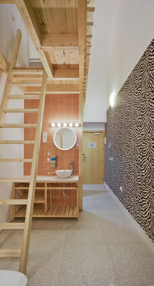 Loop inn Hostel Cartagena by Martin Lejarraga Oficina de Arquitectura. Photograph by David Frutos
