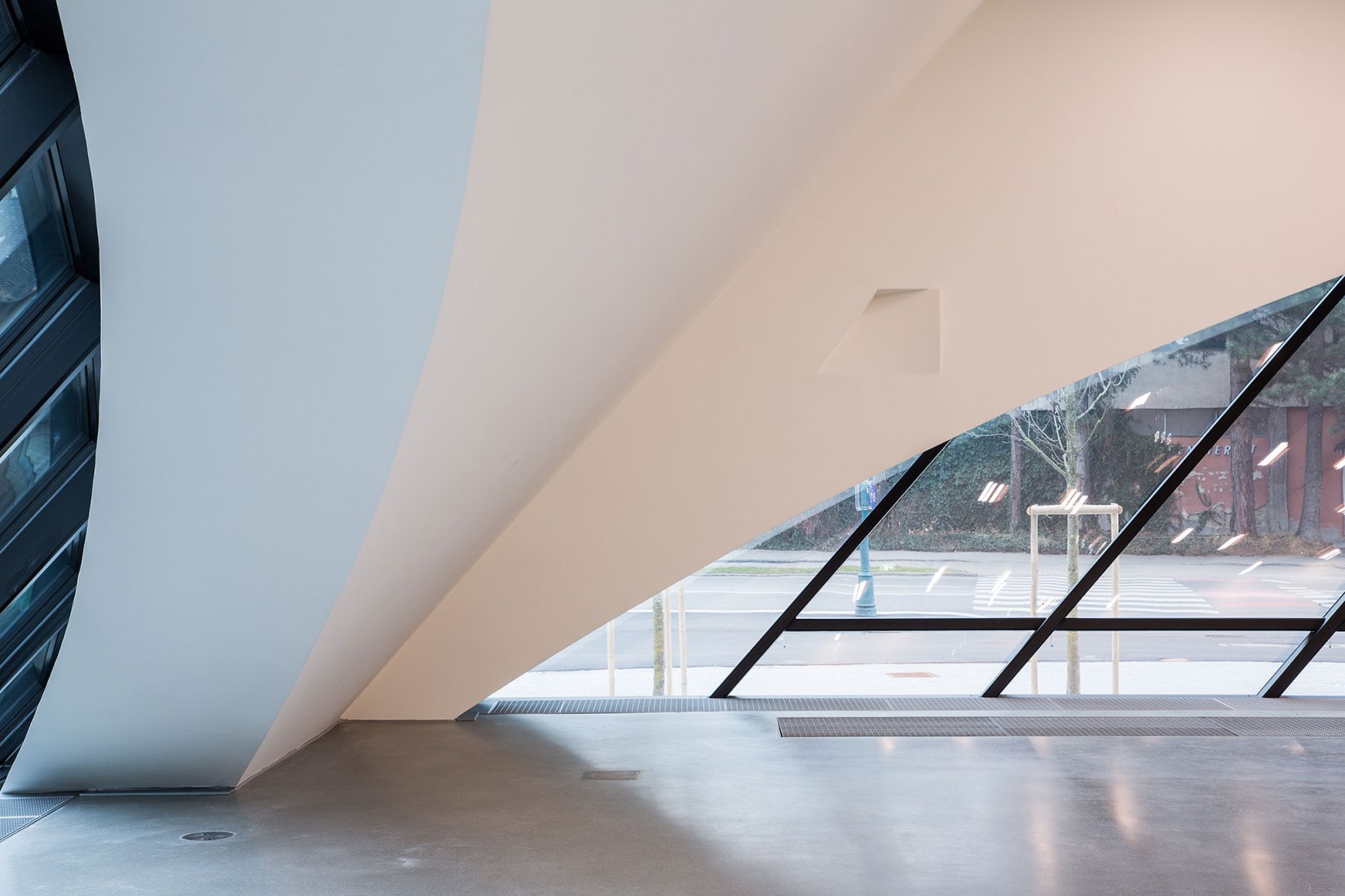 Galería Estatal de la Baja Austria por Marte.Marte Architekten. Fotografía de Lachlan Blair.