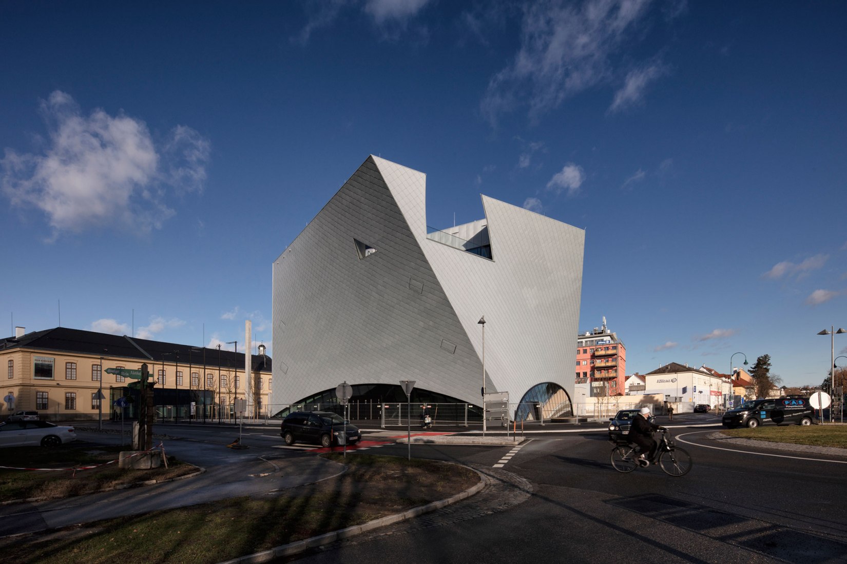 Galería Estatal de la Baja Austria por Marte.Marte Architekten. Fotografía de Faruk Pinjo.