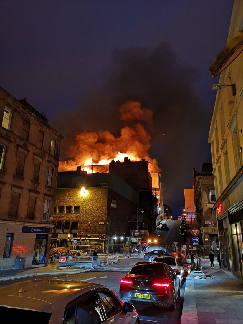 The fire could be seen from all Glasgow. Photograph by Rocco Giudice