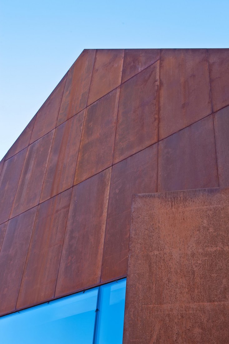 Vista exterior del Museo de la Familia Ulma por Nizio Design International. Fotografía © L.Kwartowicz. Imagen cortesía de Nizio Design International.