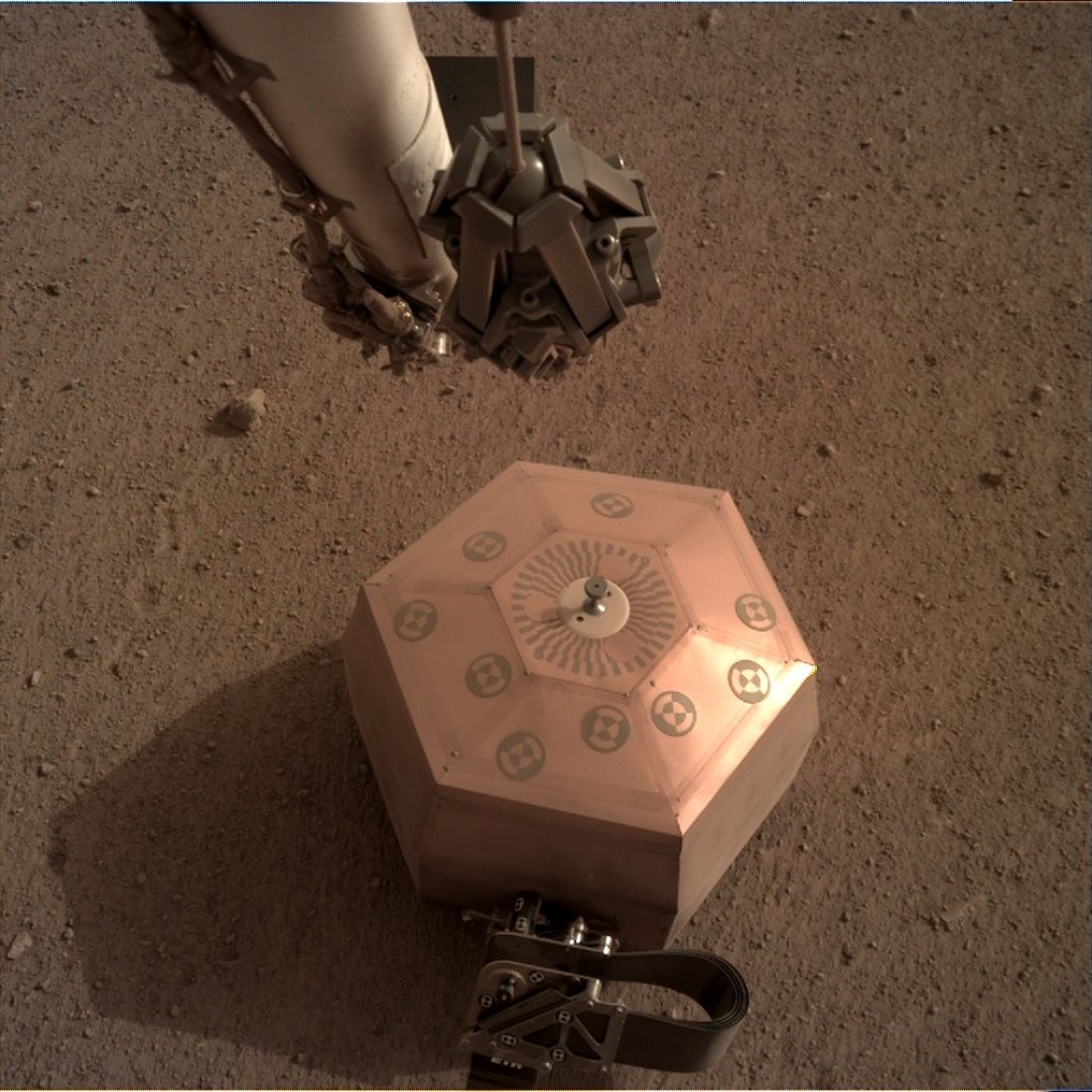 InSight Recopilación de datos meteorológicos de Marte. Imagen cortesía de la NASA